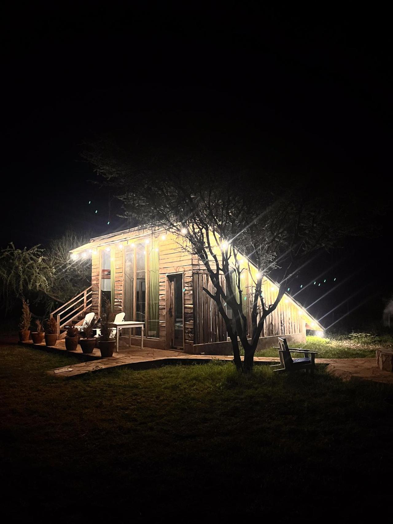 Kilimanjaro View Cabin-Amboseli Oloitokitok Oda fotoğraf