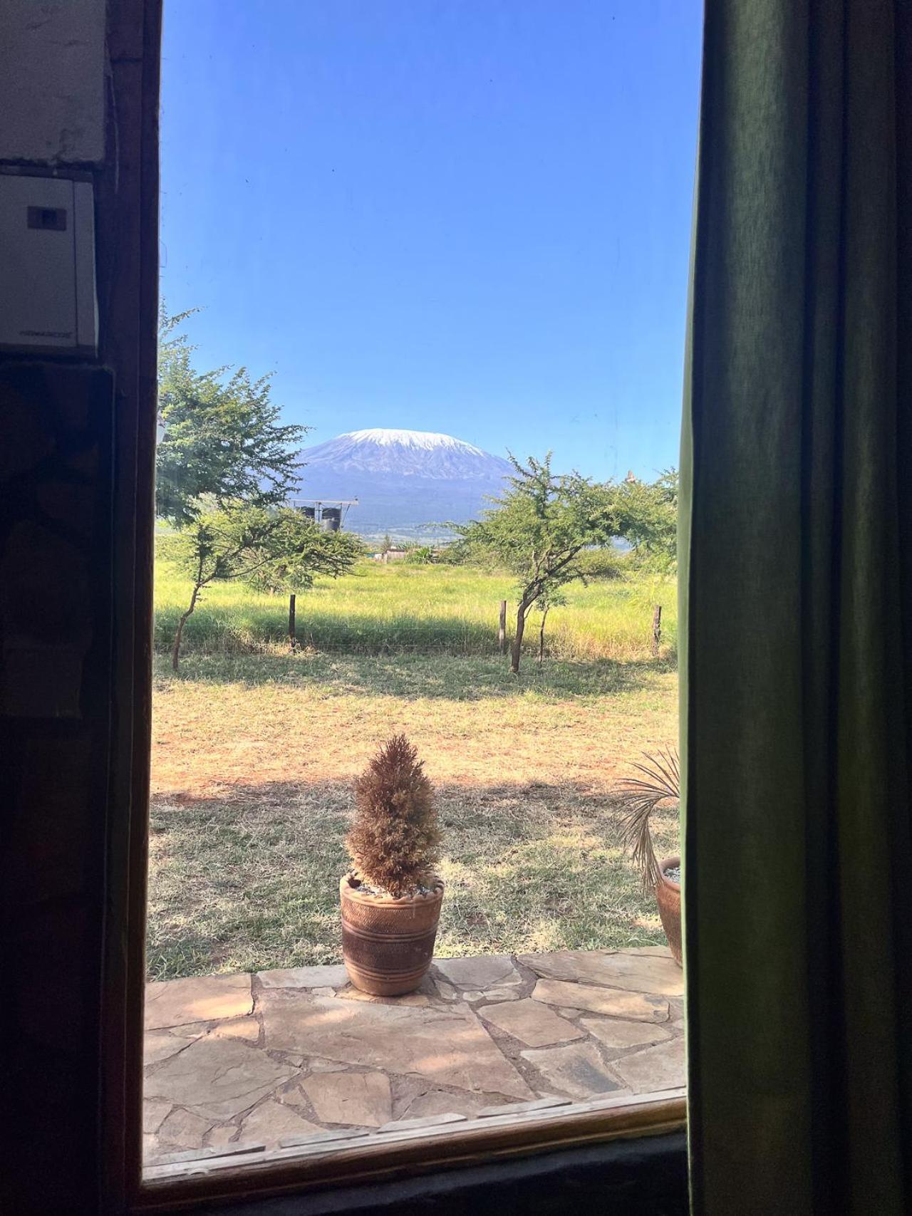 Kilimanjaro View Cabin-Amboseli Oloitokitok Oda fotoğraf