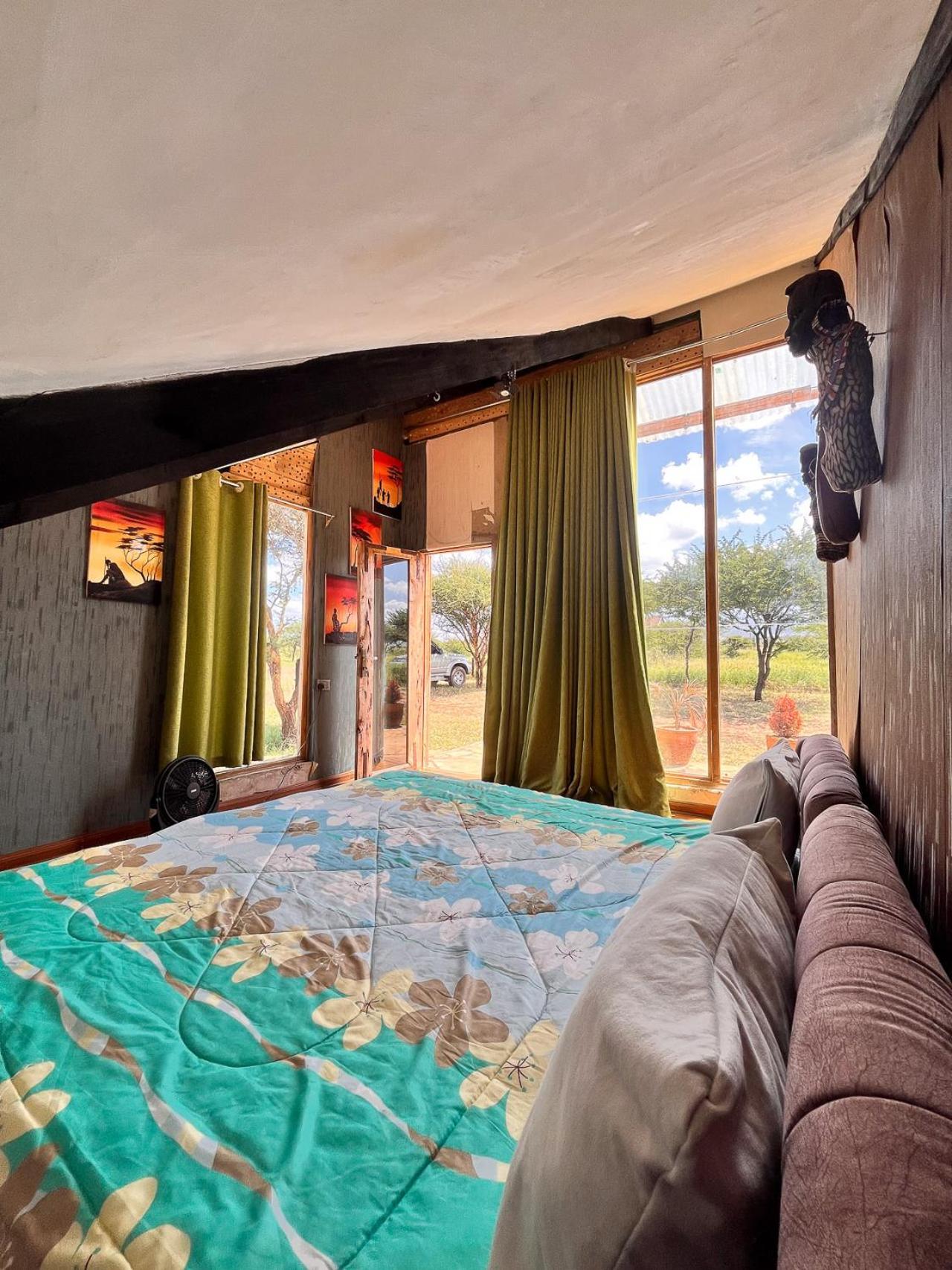 Kilimanjaro View Cabin-Amboseli Oloitokitok Oda fotoğraf